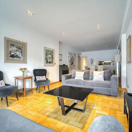 Bright Spacious Luxury Apartment In Prime Central Athene Buitenkant foto